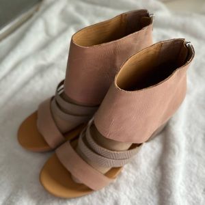 Kork-Ease Pink and Tan Sandals